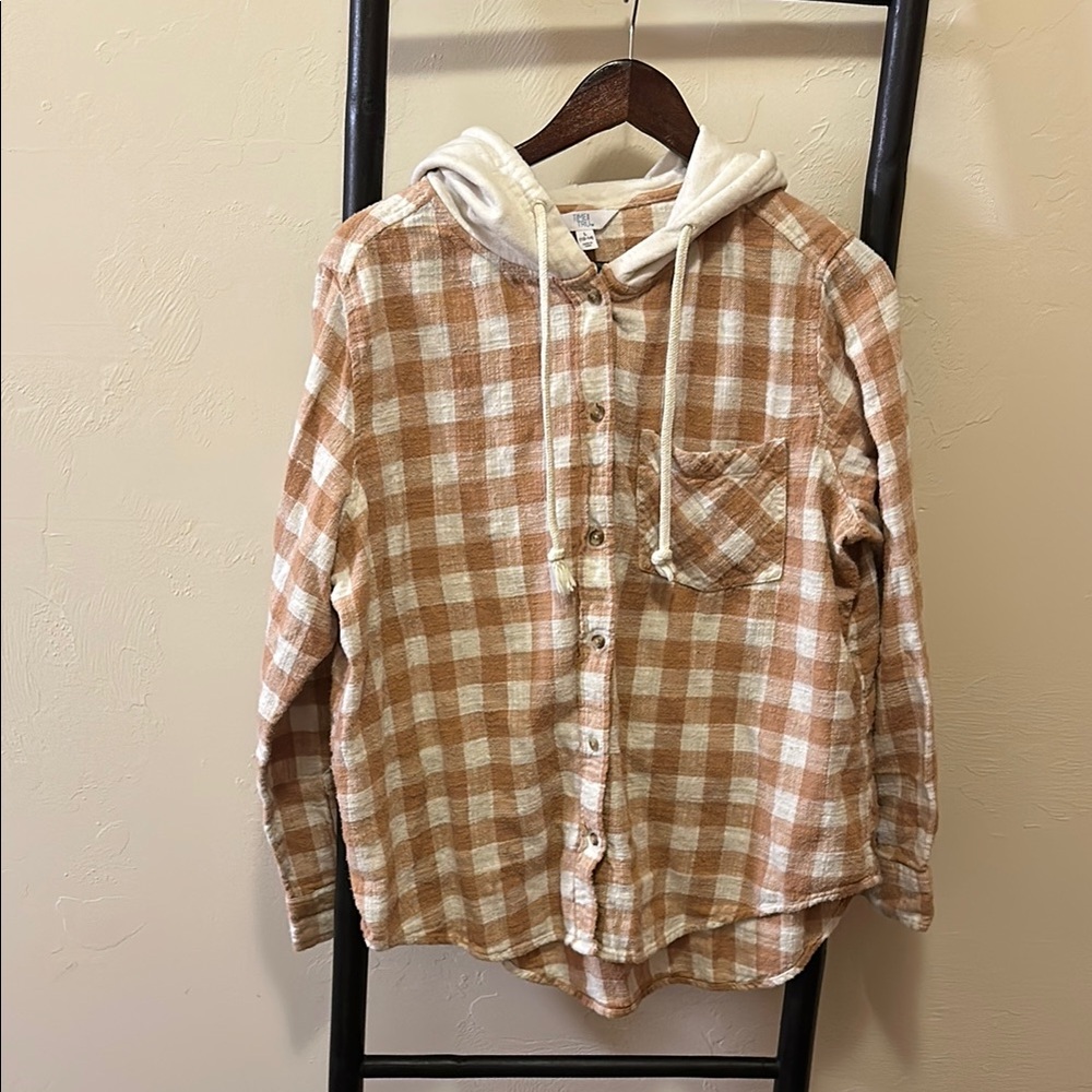 Time and Tru Brown and Cream Casual Button Down Shirt